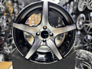 100 (7J ET+35) Диск литой Shogun H5 BMF (S203)