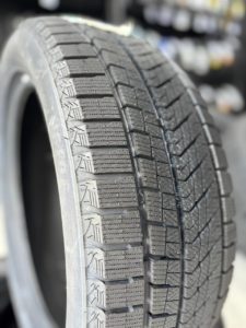 50R18 99H XL Шина DOVROAD ZYPHIRA WR03 зимняя
