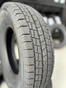 60R17 99T Шина Goform W705 зимняя