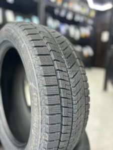 50R17 95H XL Шина DOVROAD ZYPHIRA WR03 зимняя